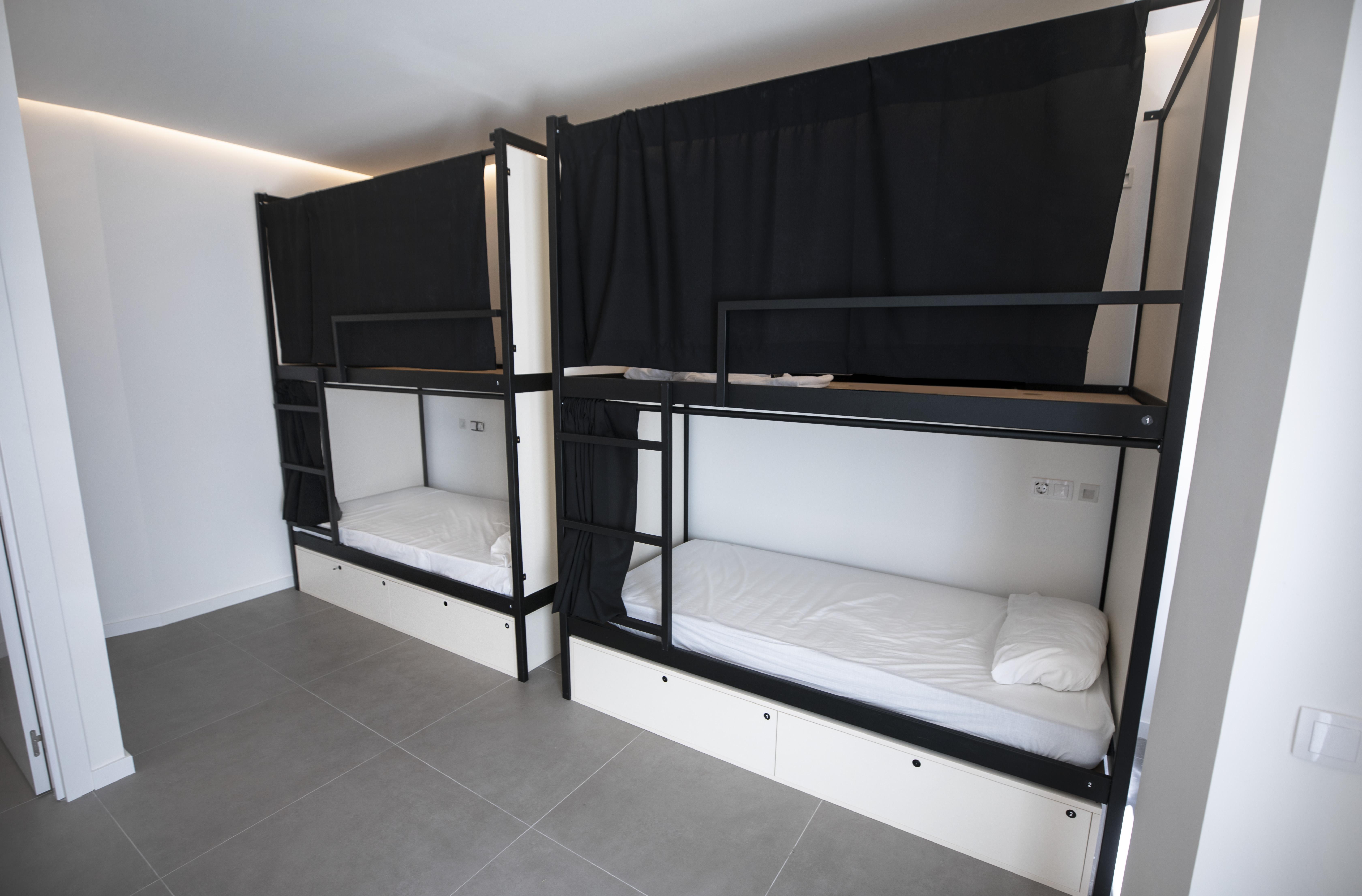 Hostel Myd La Latina Мадрид Экстерьер фото