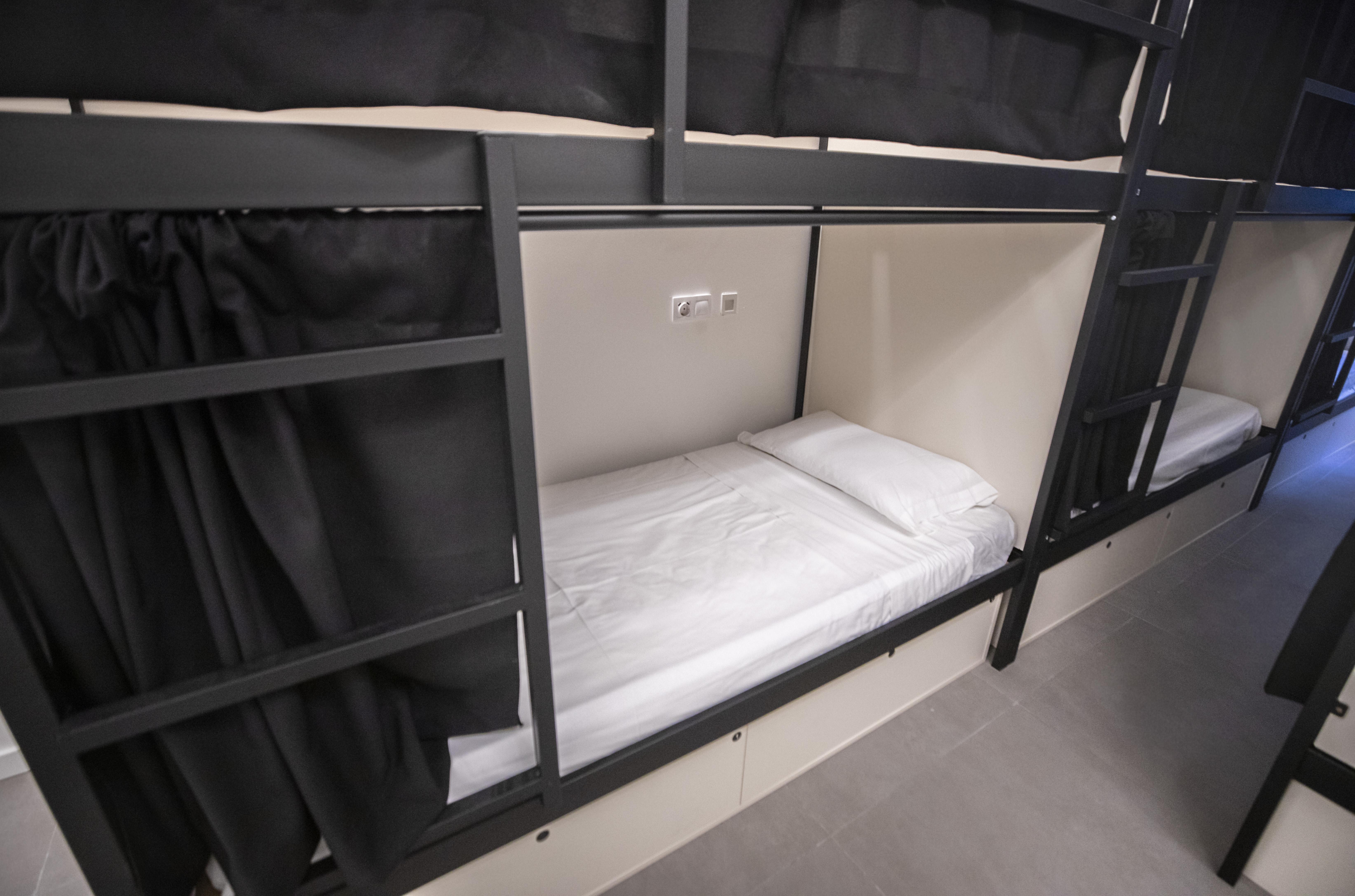 Hostel Myd La Latina Мадрид Экстерьер фото
