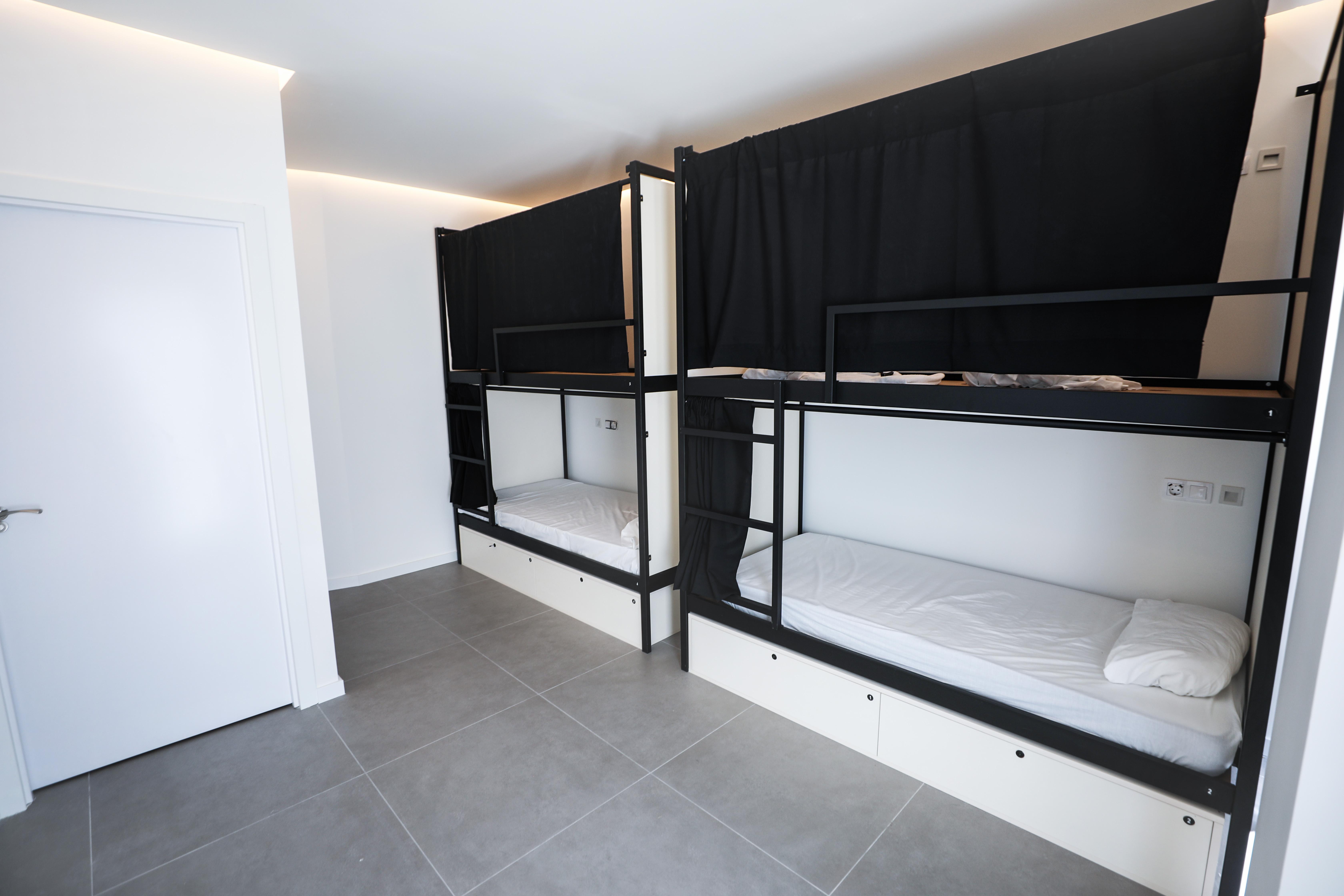 Hostel Myd La Latina Мадрид Экстерьер фото